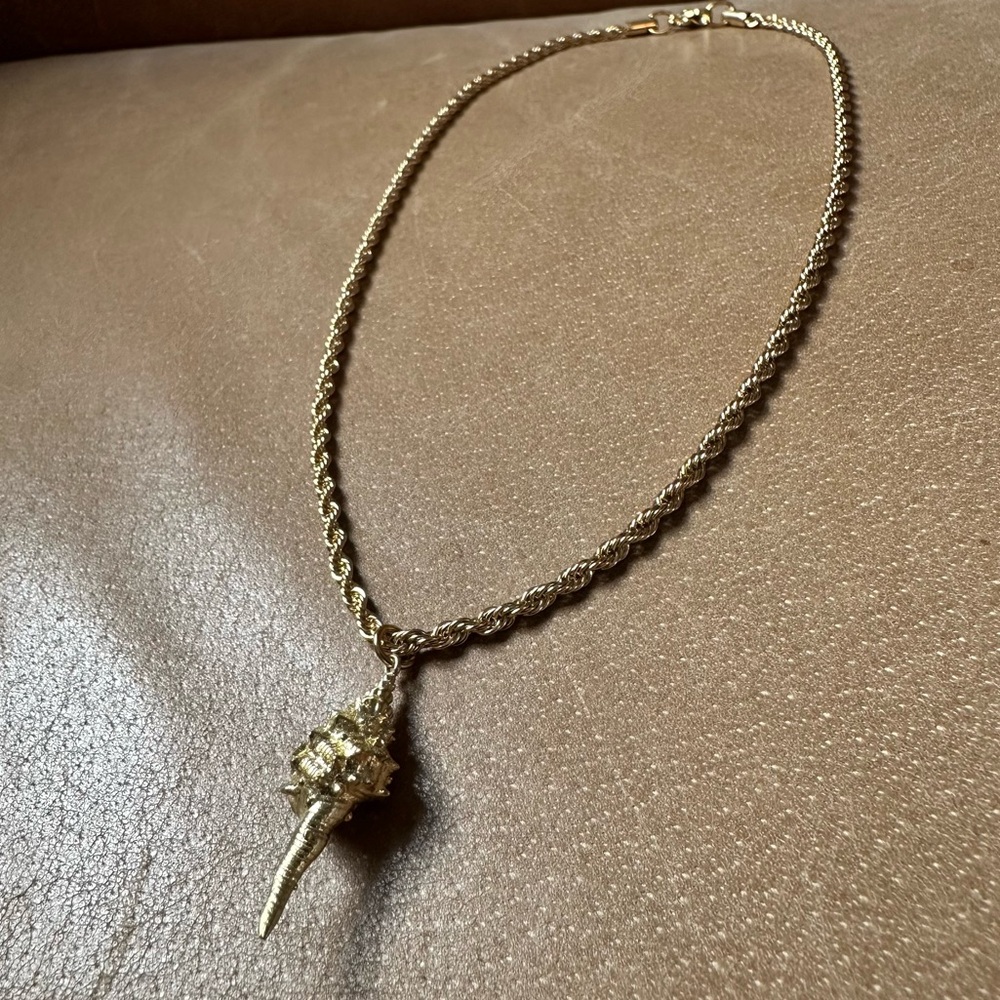 Gold plated stainless steel rope chain w shell charm vintage vibes shore coastal - Picture 8 of 14
